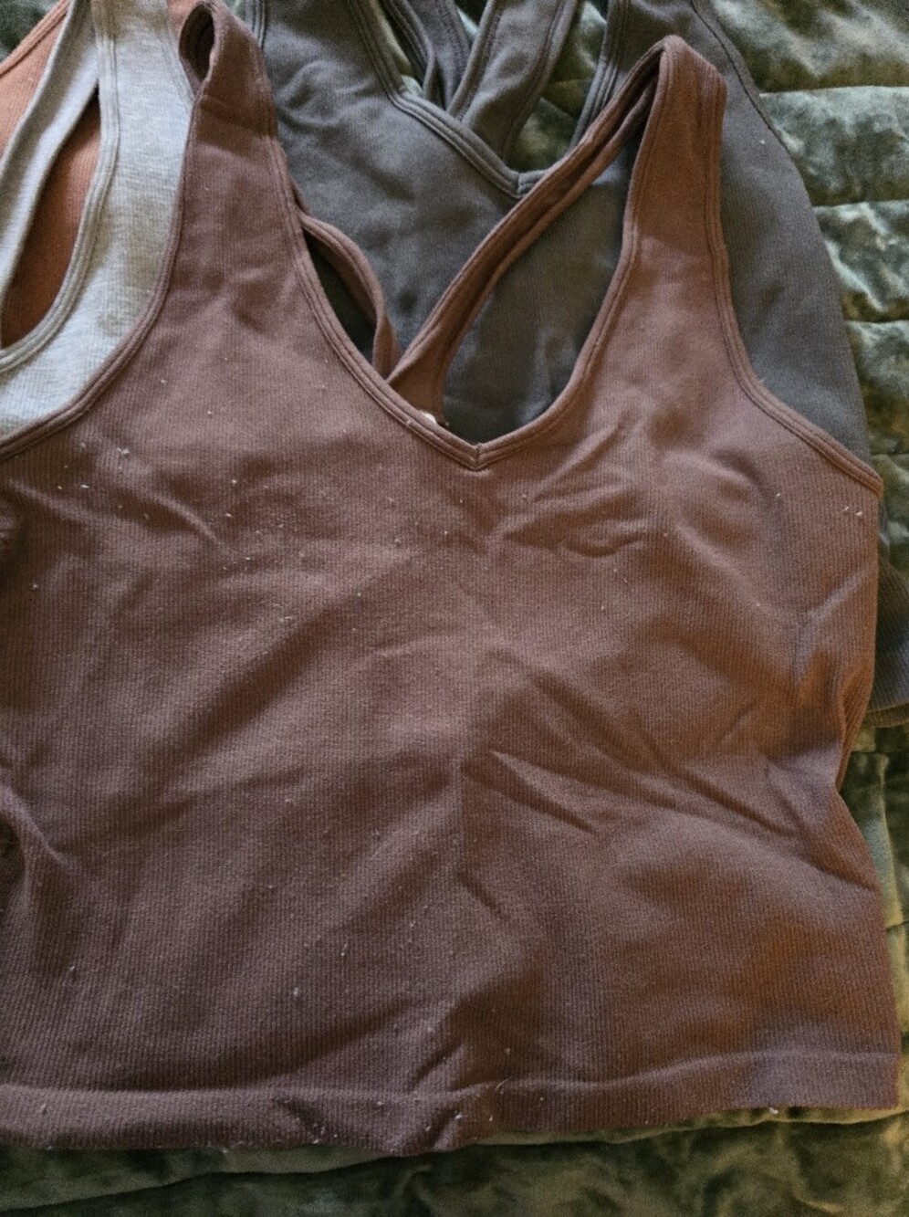 (Set Of 4) Ribbed Brami Cropped Tank Tops - Picture 3 of 11